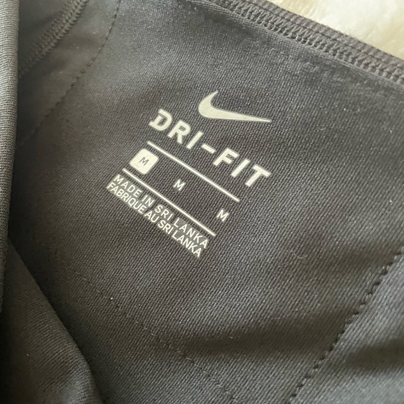 Nike medium black NWT Leggings - Picture 4 of 7